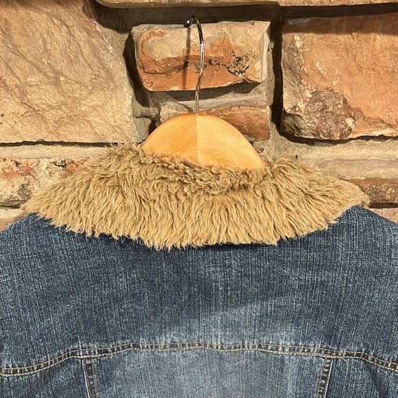 Y2K Vintage Wrangler Denim Jacket Faux Fur Lining - Picture 6 of 7